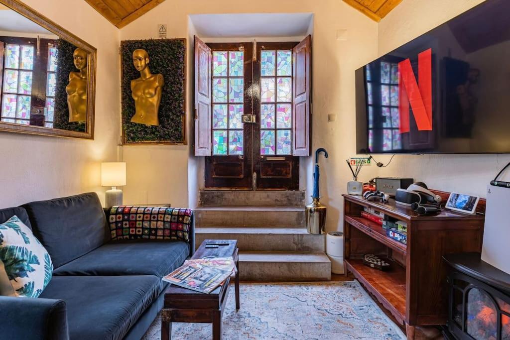 Villa Unique Luxurious 17-Century Smart Chapel In Historical Center - Sintra Wow Exterior foto