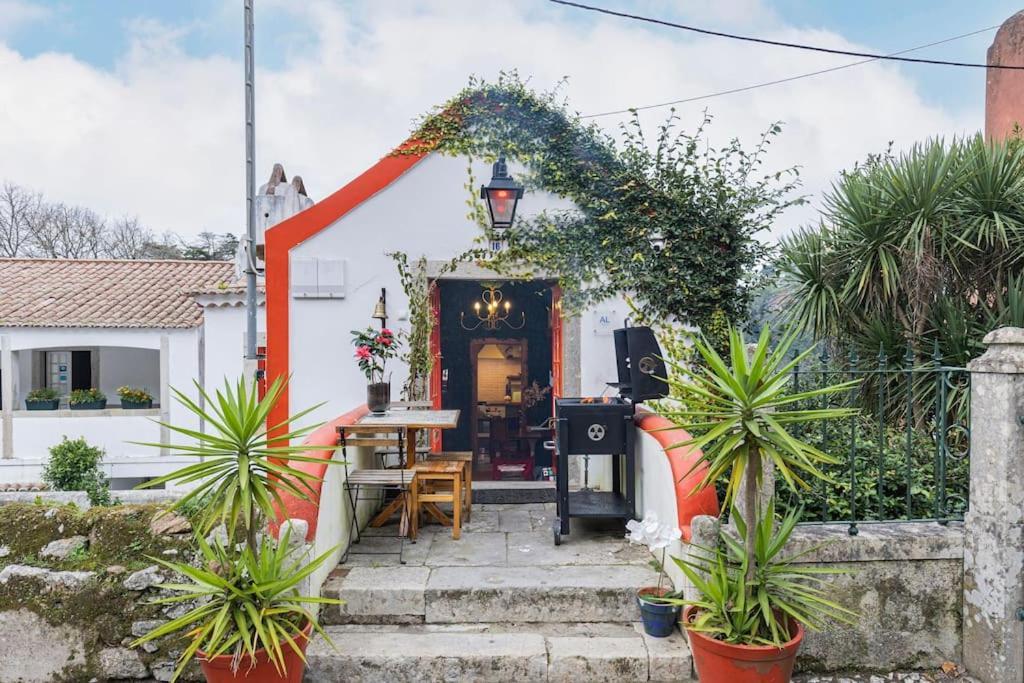 Villa Unique Luxurious 17-Century Smart Chapel In Historical Center - Sintra Wow Exterior foto